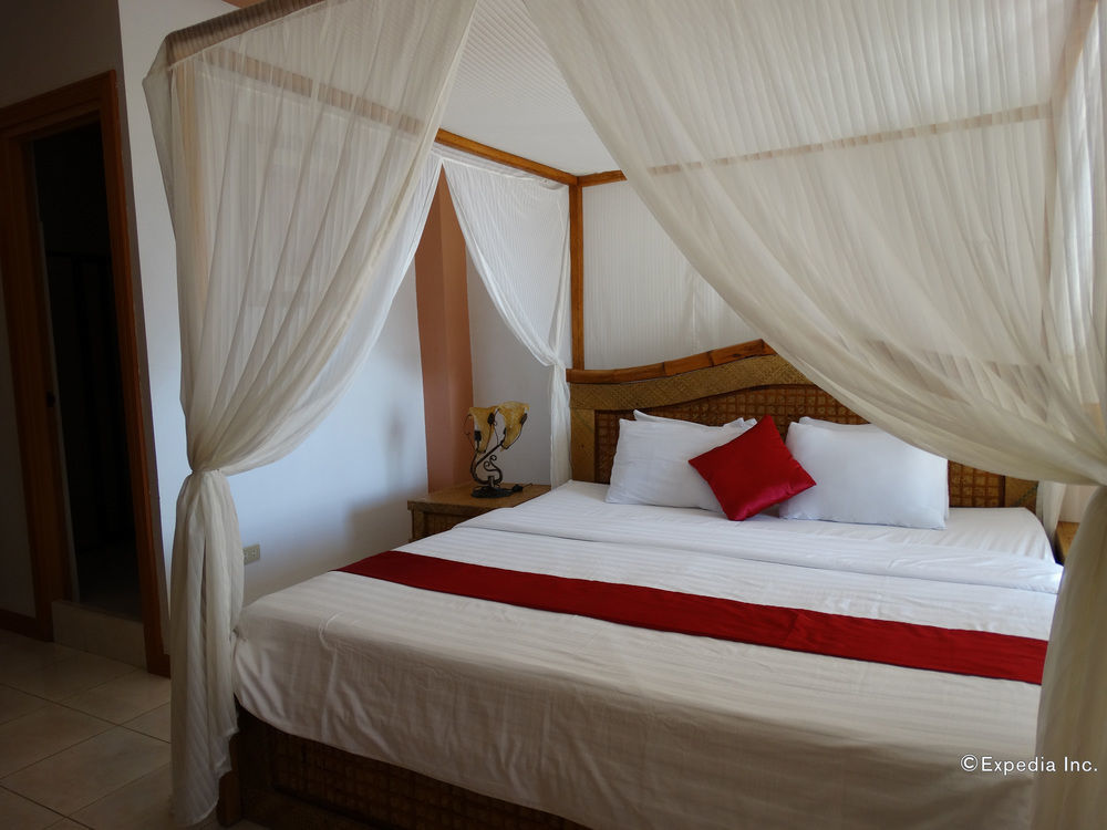 Anda White Resort 3*