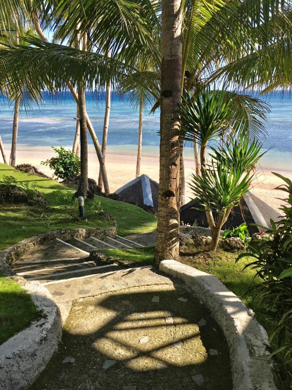 Anda White 3* Anda (Visayas)