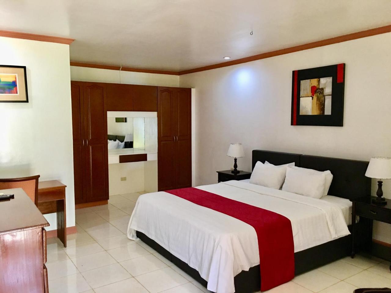 Anda White Resort 3*